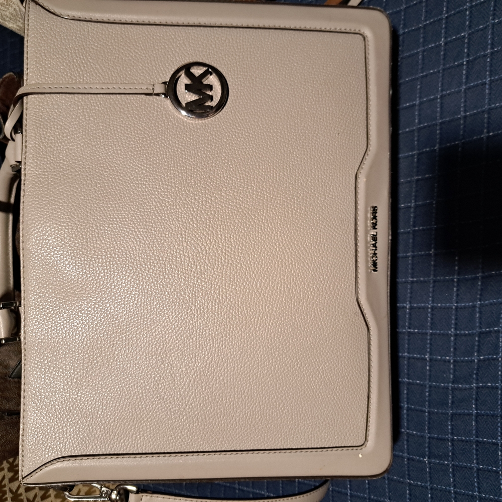 Michael Kors Gray Leather Shoulder Bag
